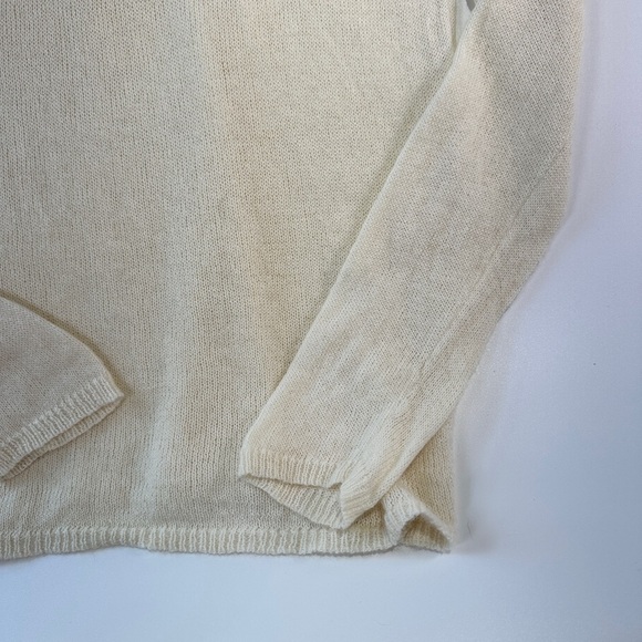 Banana Republic turtleneck lightweight alpaca blend minimalist sweater L cream - Picture 3 of 13